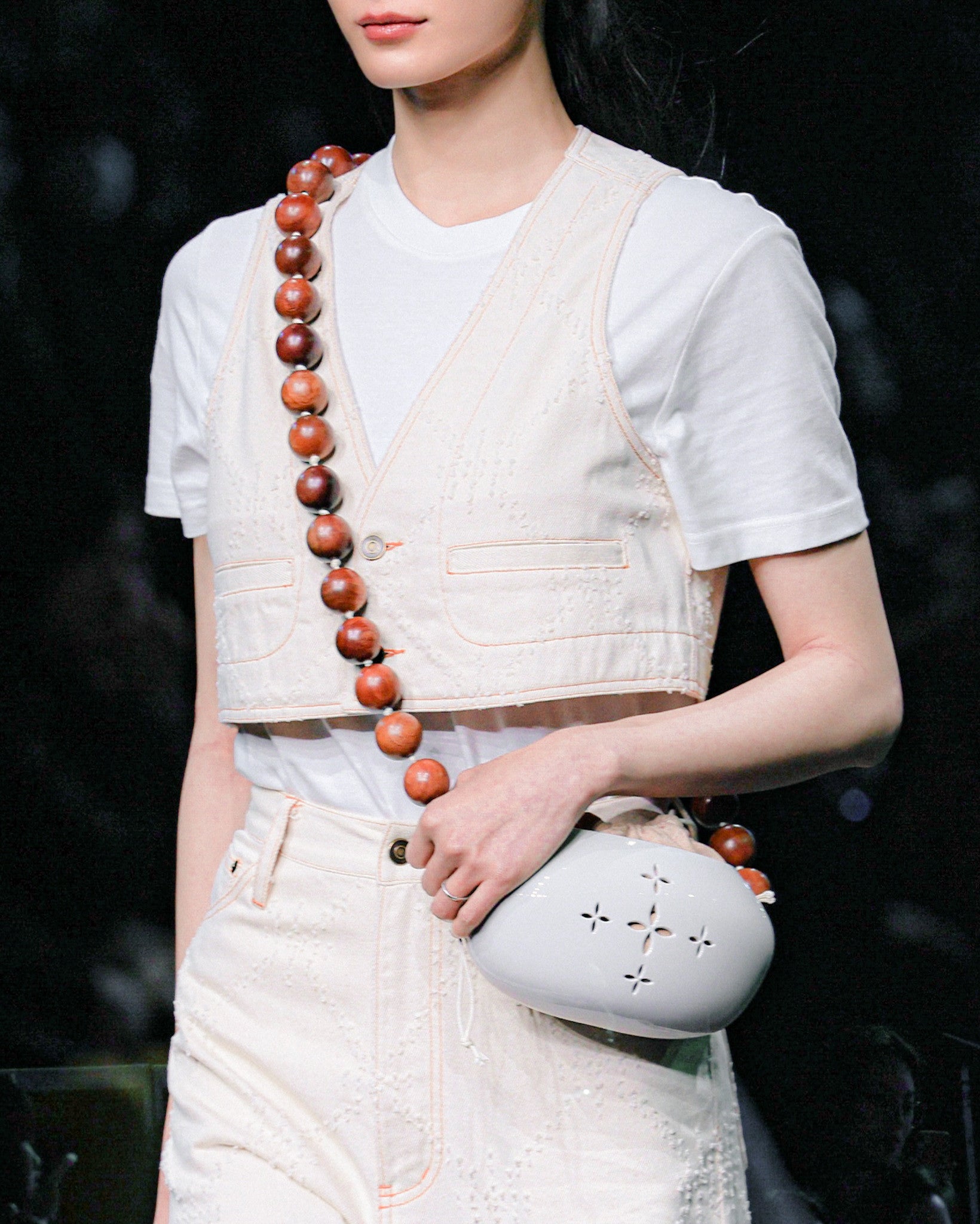 The SEED Crossbody Bag-2